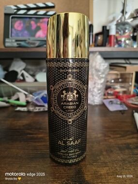 Al Saaf Perfumed Body Spray in Black & Gold